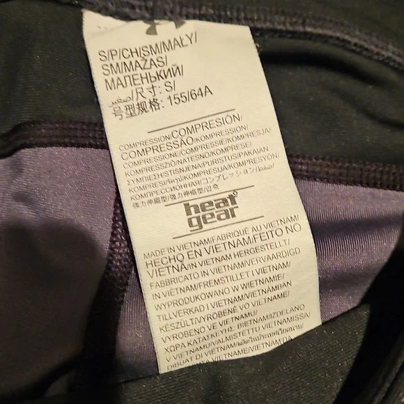 Under Armour Heat Gear Leggings Set size small - Picture 7 of 7